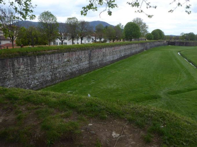 zurück zum Haus von Nanda