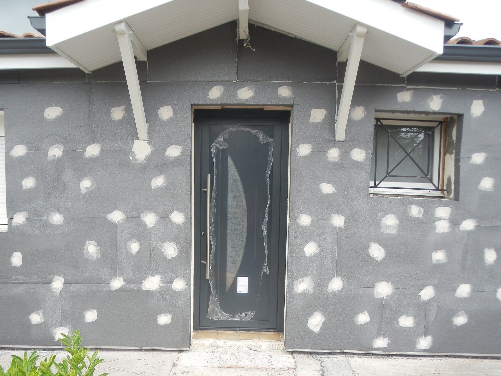 Isolation ITE entrée