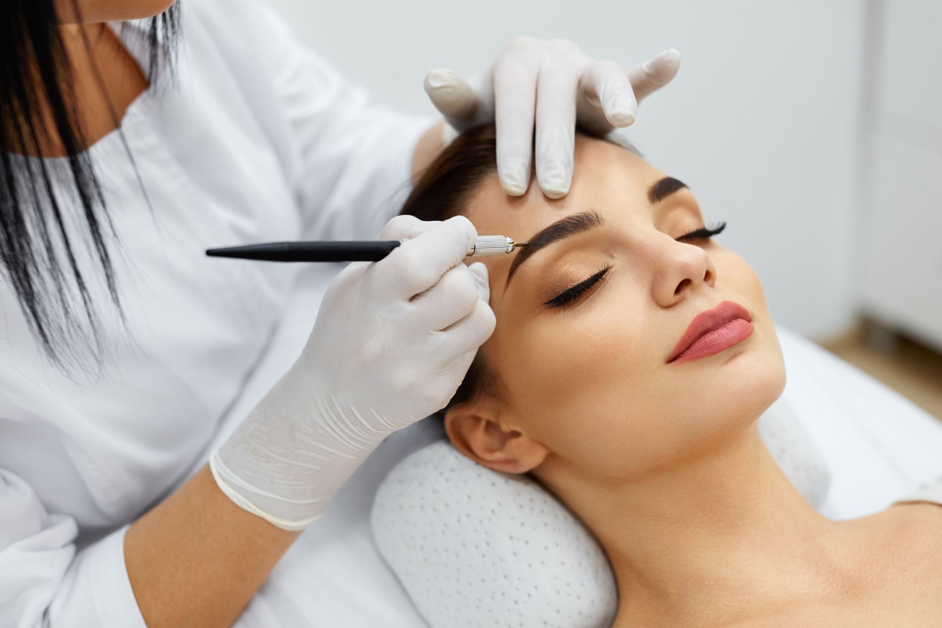 Augenbrauen Microblading