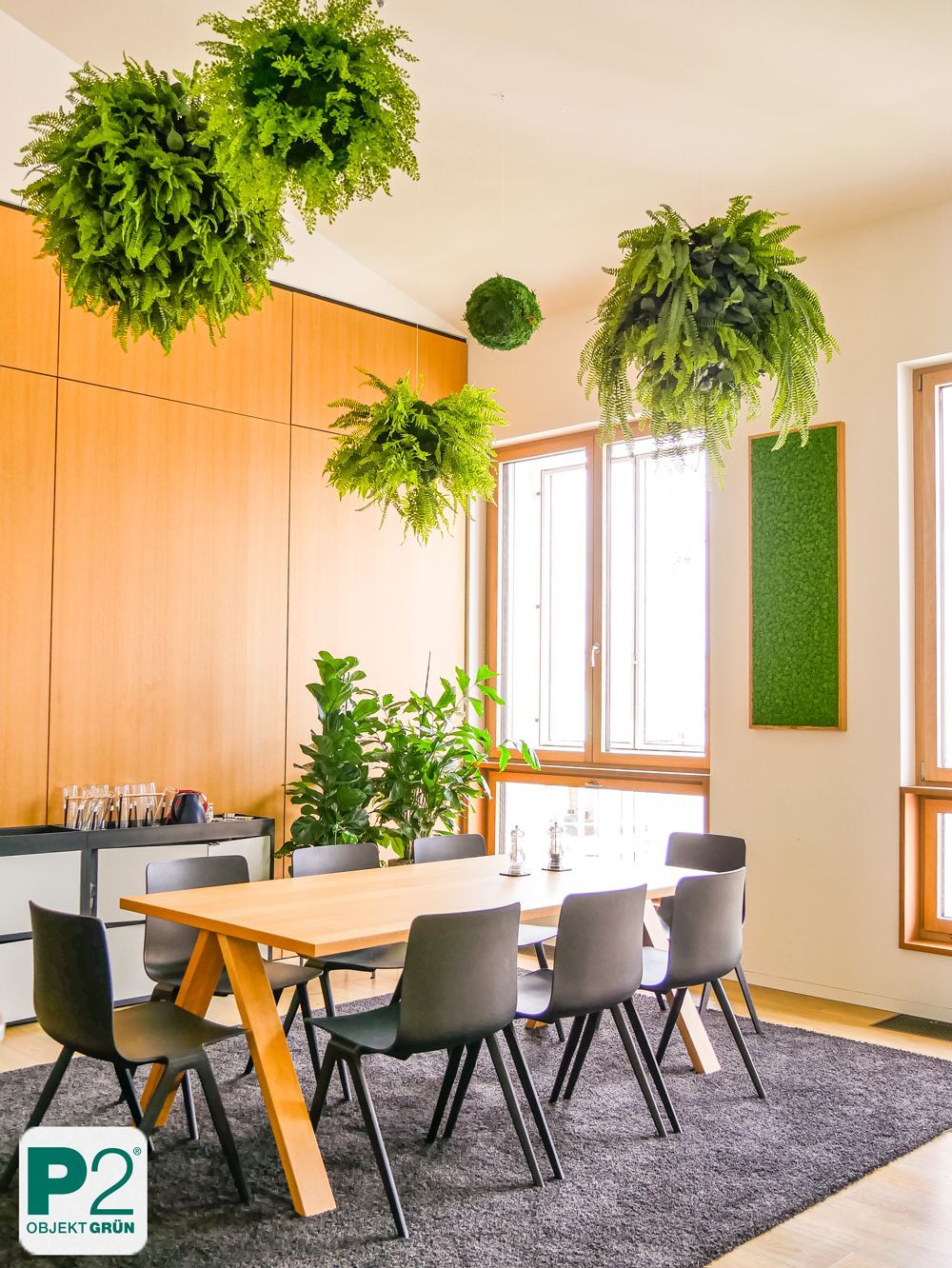 Konferenzraum mit Pflanzen