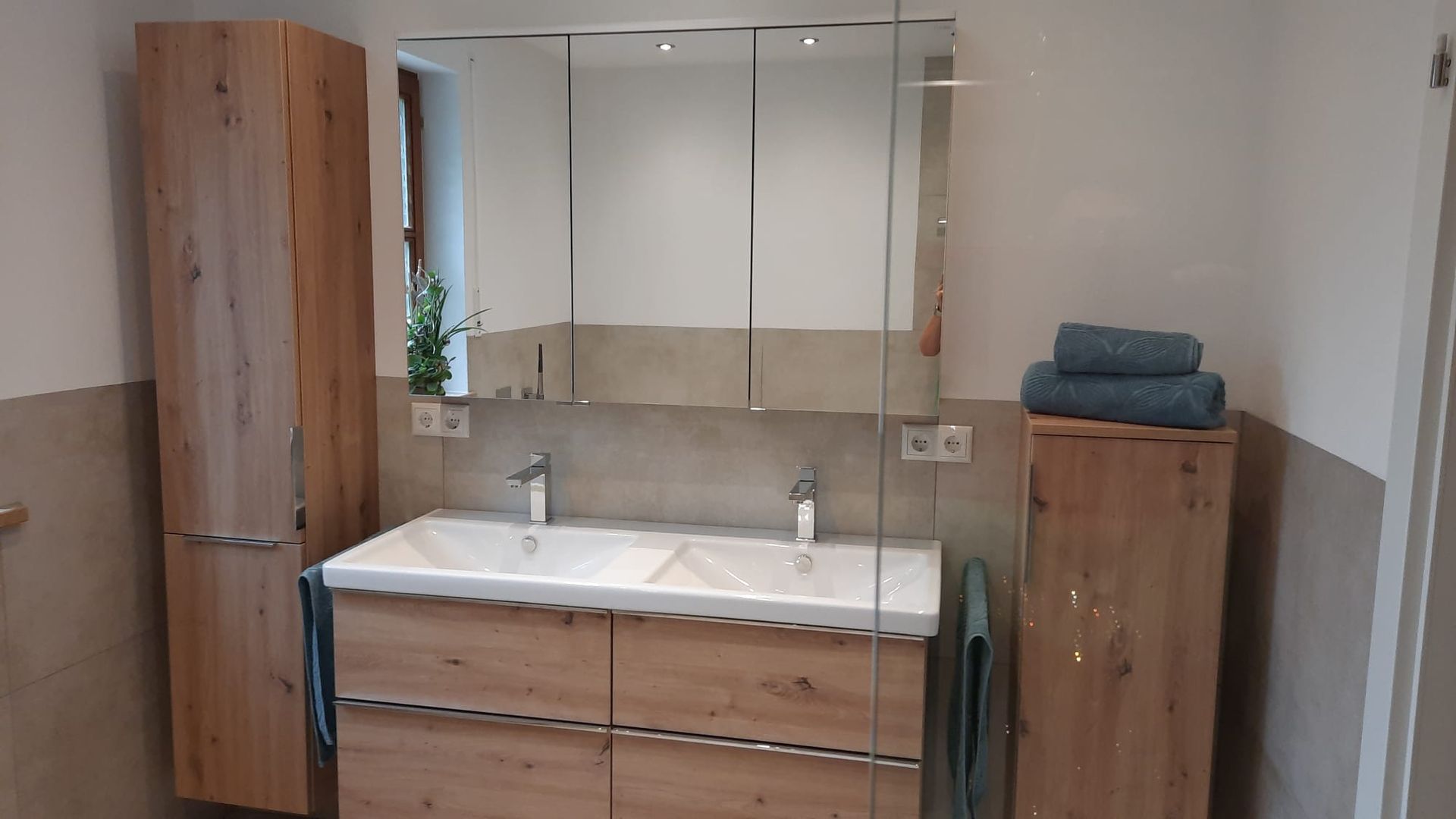 Hochwertigen Waschbecken von Weber Sanitär & Heizungstechnik