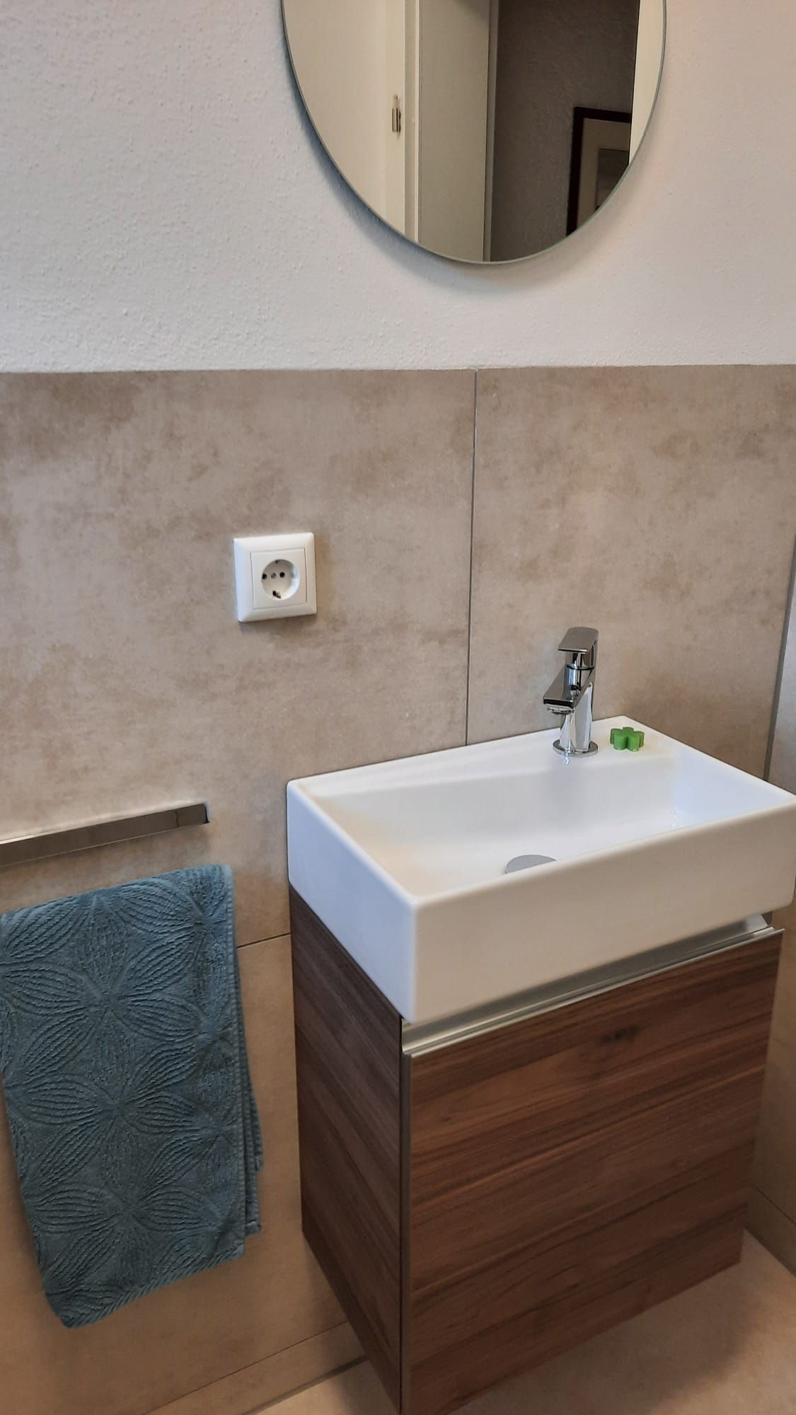 Hochwertigen Waschbecken von Weber Sanitär & Heizungstechnik