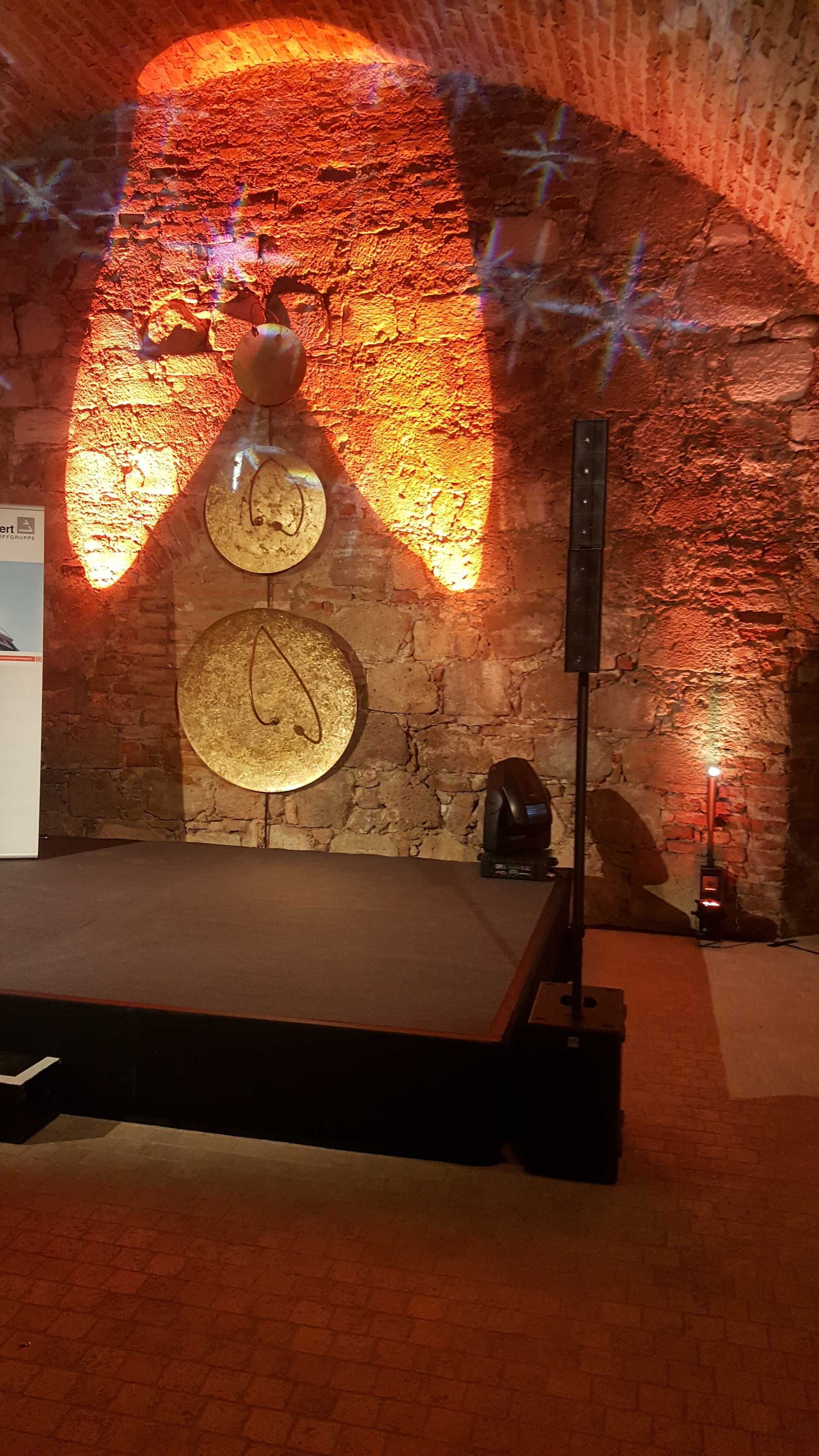 Veranstaltung im Gewölbe von Schloss Erbach