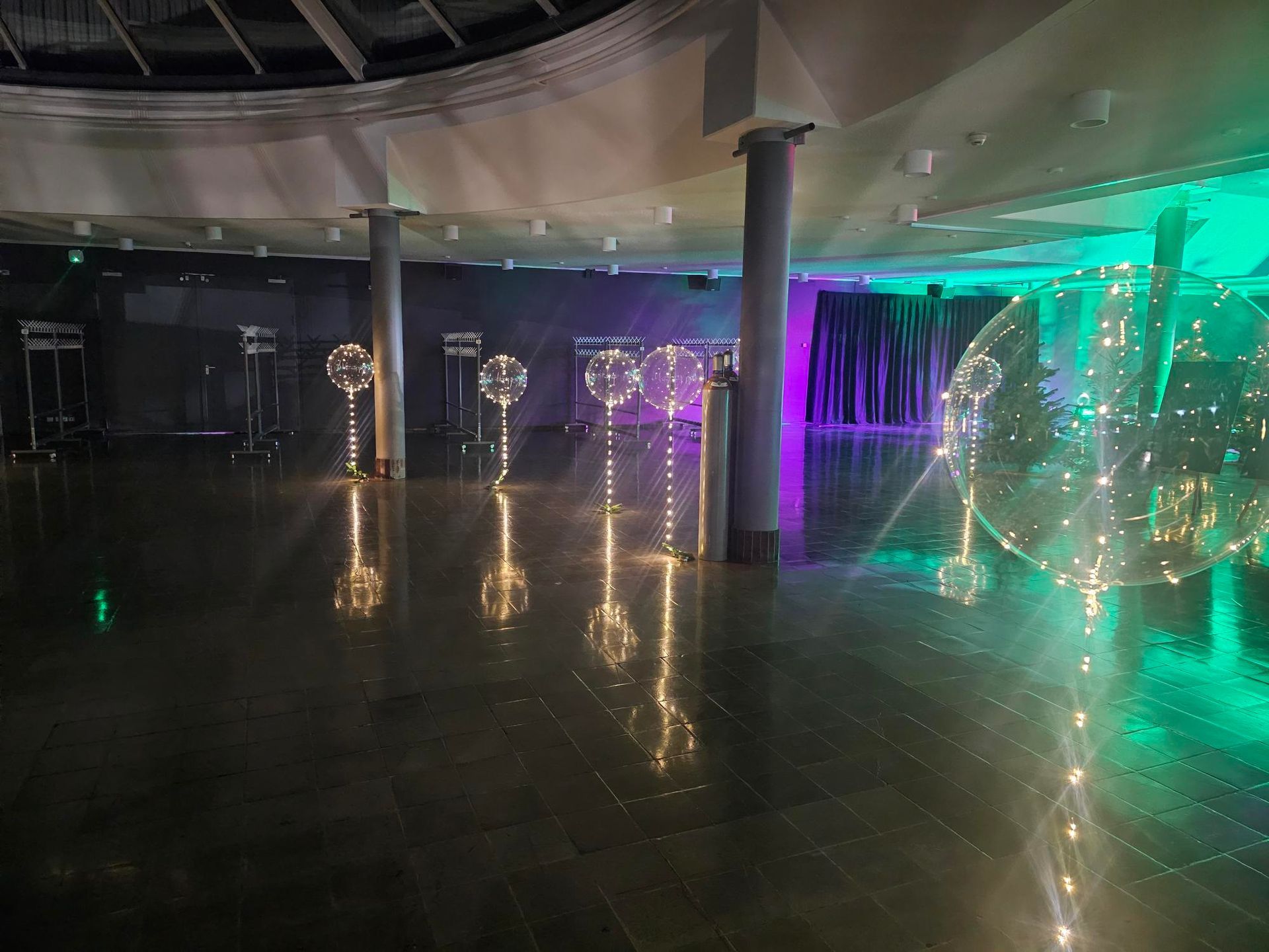 Weihnachtsfeier XXL in der Donauhalle Ulm