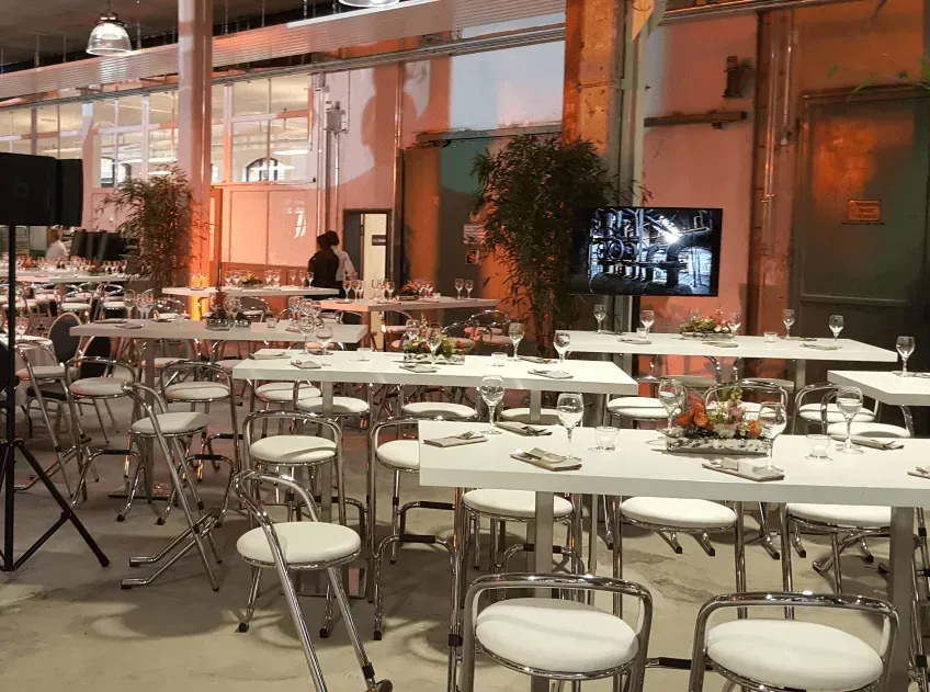 Dekorierter Saal der Manufaktur B26 für Tagungen und Ausstellungen