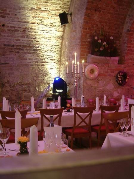 Veranstaltung im Gewölbe von Schloss Erbach