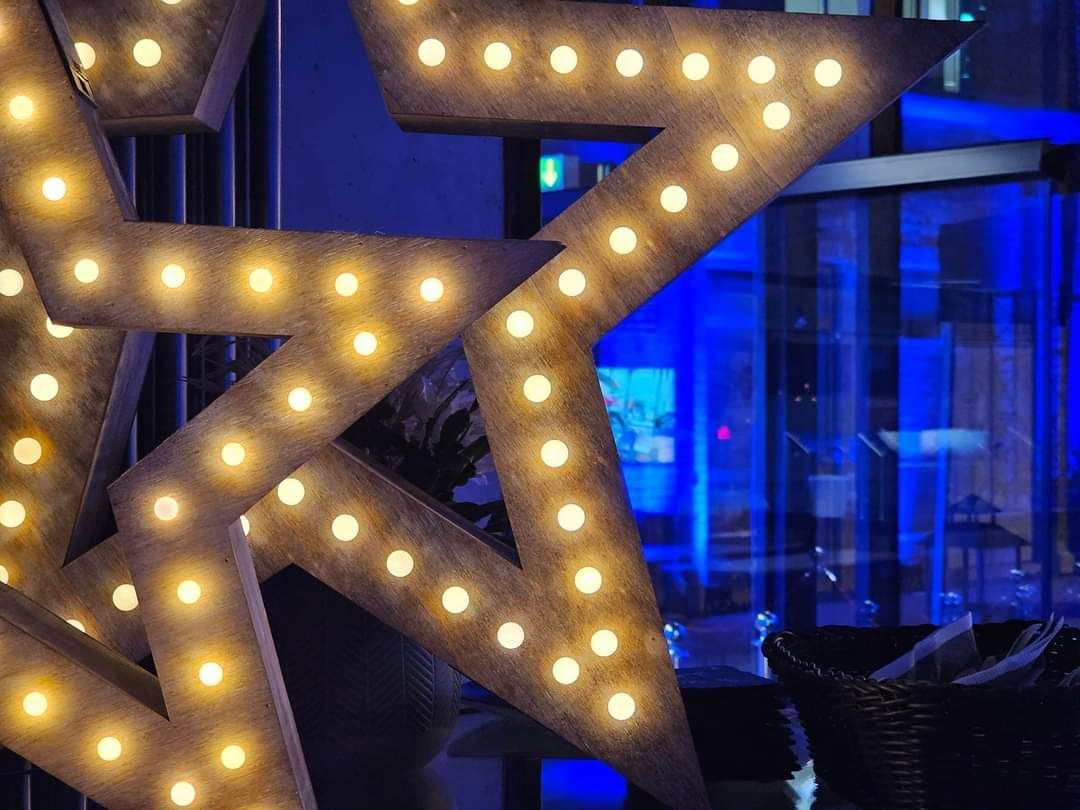 Weihnachtsfeiern mit Moser Event Plus in der OldtimerFabrik Classic in Neu-Ulm