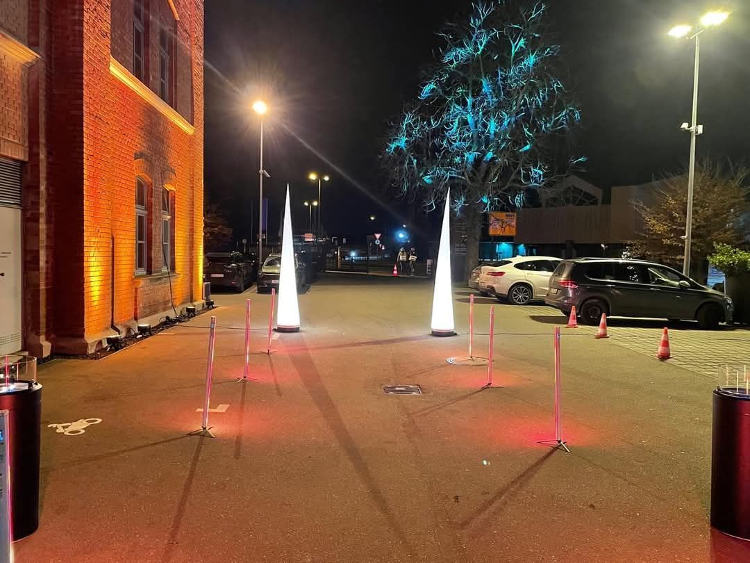 Weihnachtsfeiern mit Moser Event Plus in der OldtimerFabrik Classic in Neu-Ulm