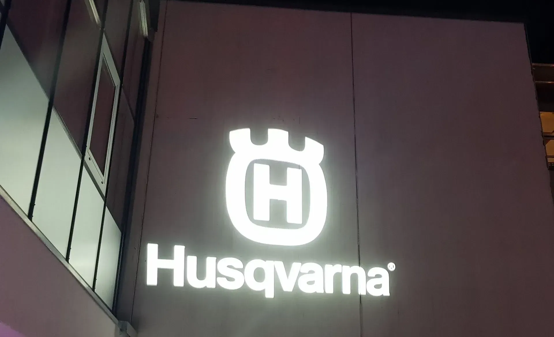 Logo der Firma Husqvarna