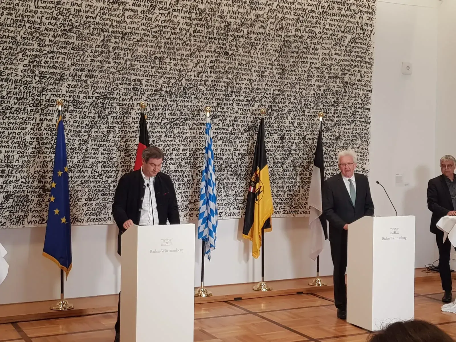 Politisches Event mit Ministern