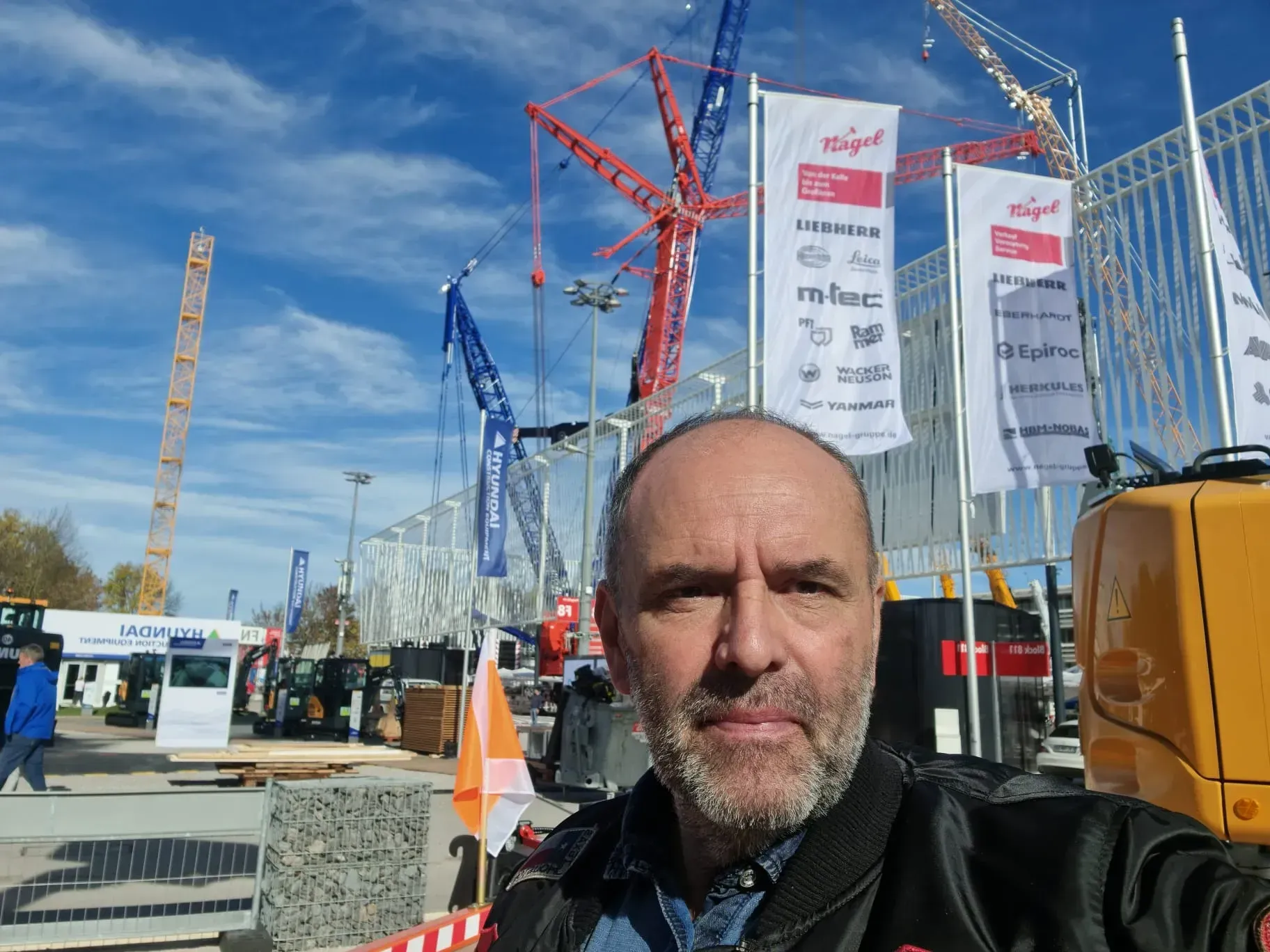 Aufbau einer neuen Open-Air Veranstaltung