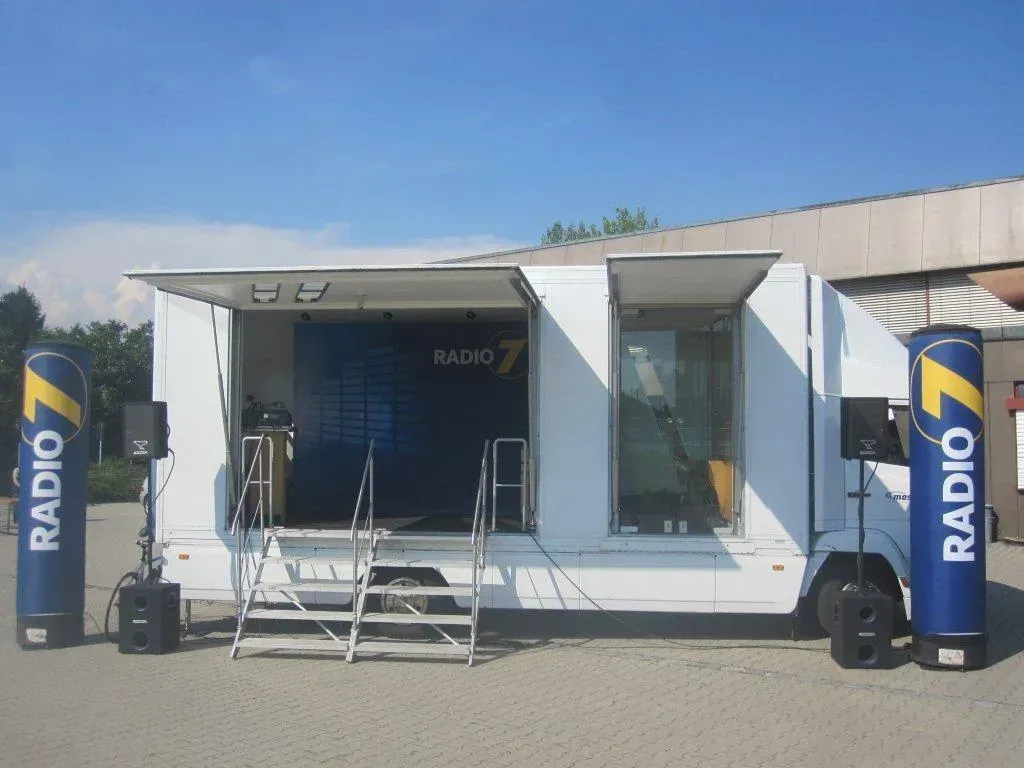 Van mit Equipment für die Veranstaltungstechnik