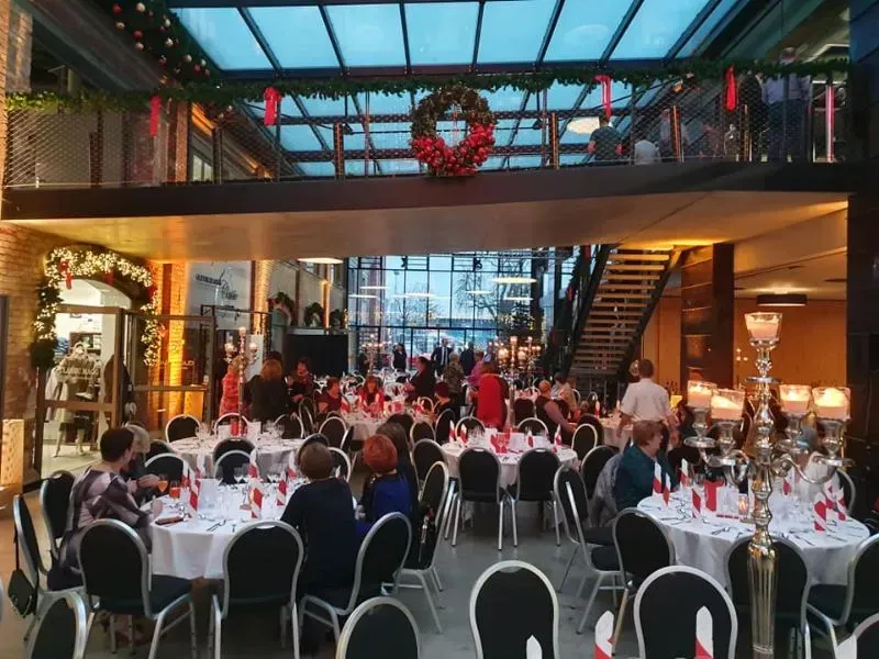 Saal der Oldtimerfabrik Classic in Neu-Ulm