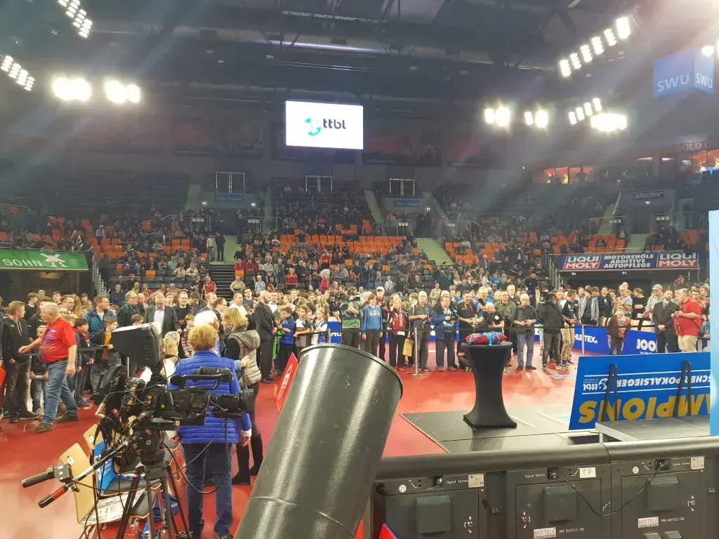 Aufbau der Veranstaltung der 1. Tischtennis Bundesliga und Pokalfinale mit Livestream