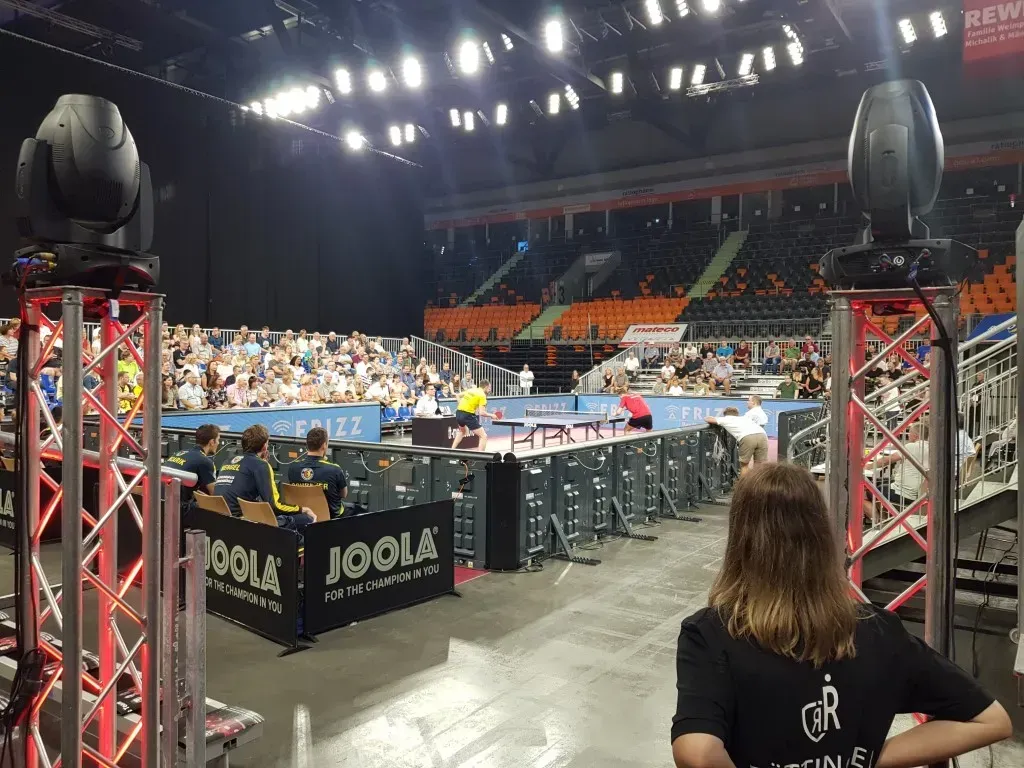 Aufbau der Veranstaltung der 1. Tischtennis Bundesliga und Pokalfinale mit Livestream