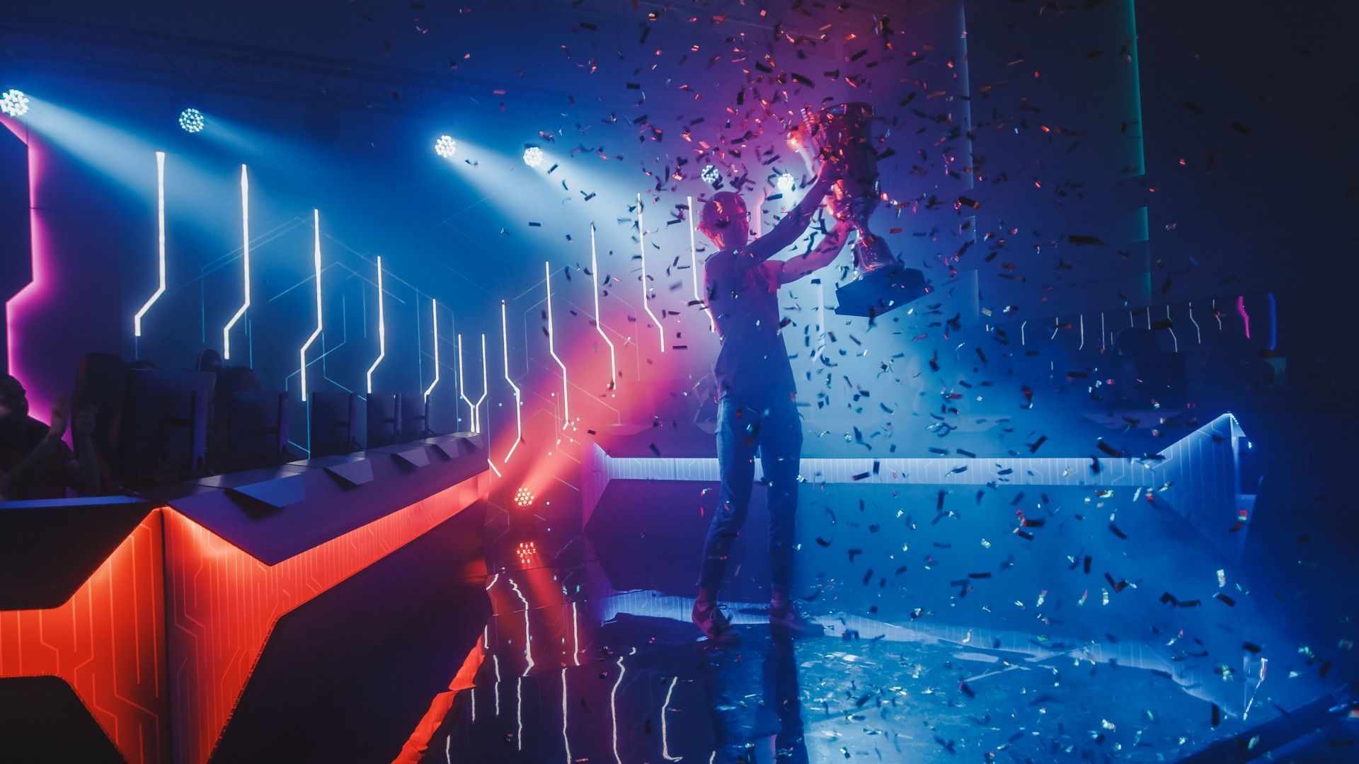 Preisverleihung Event mit Bühne, Beleuchtung, Konfetti und Musik