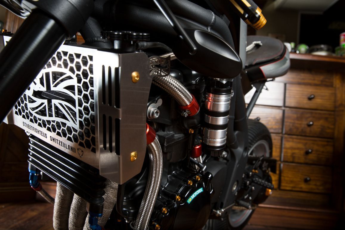 Triumph - Streetfighters Switzerland GmbH - Interlaken