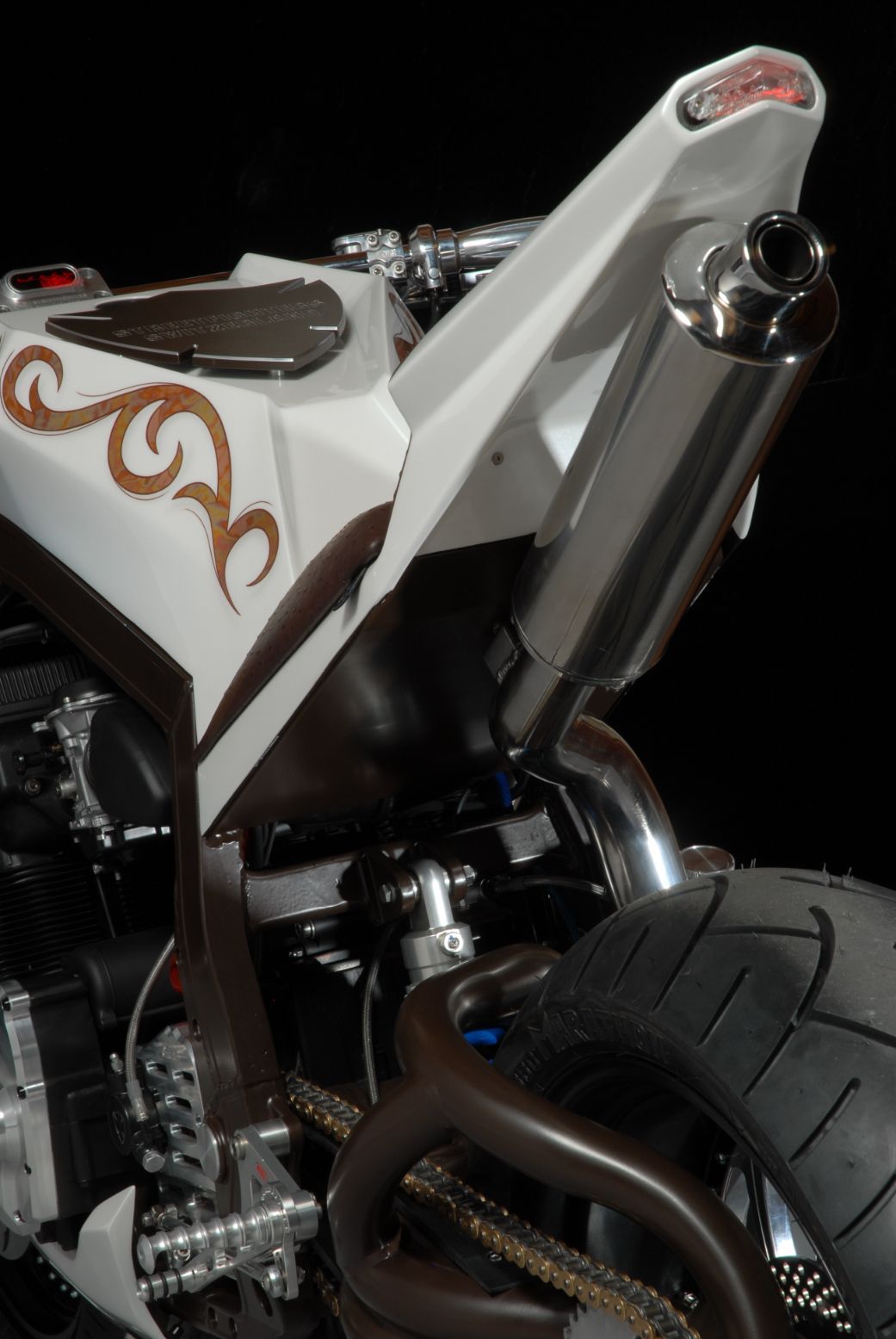 suzuki - Streetfighters Switzerland GmbH - Interlaken