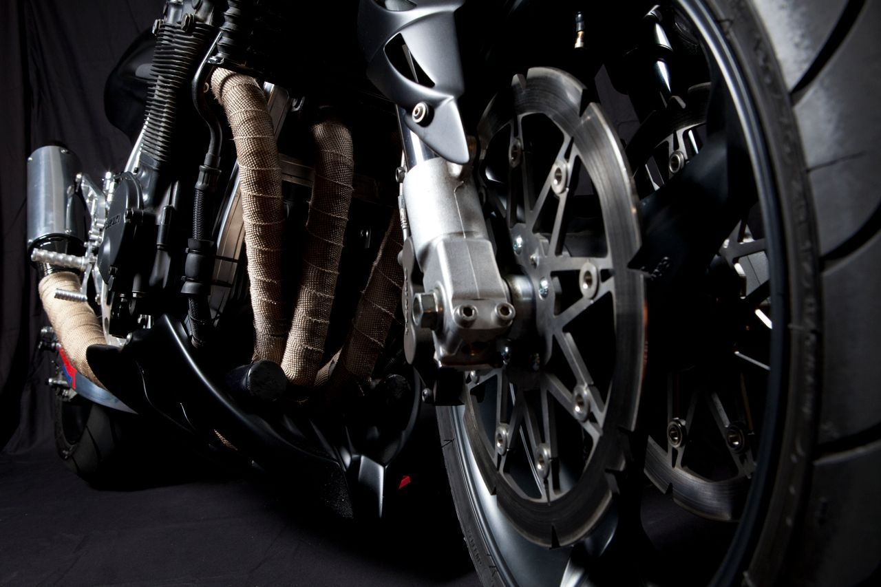 suzuki - Streetfighters Switzerland GmbH - Interlaken