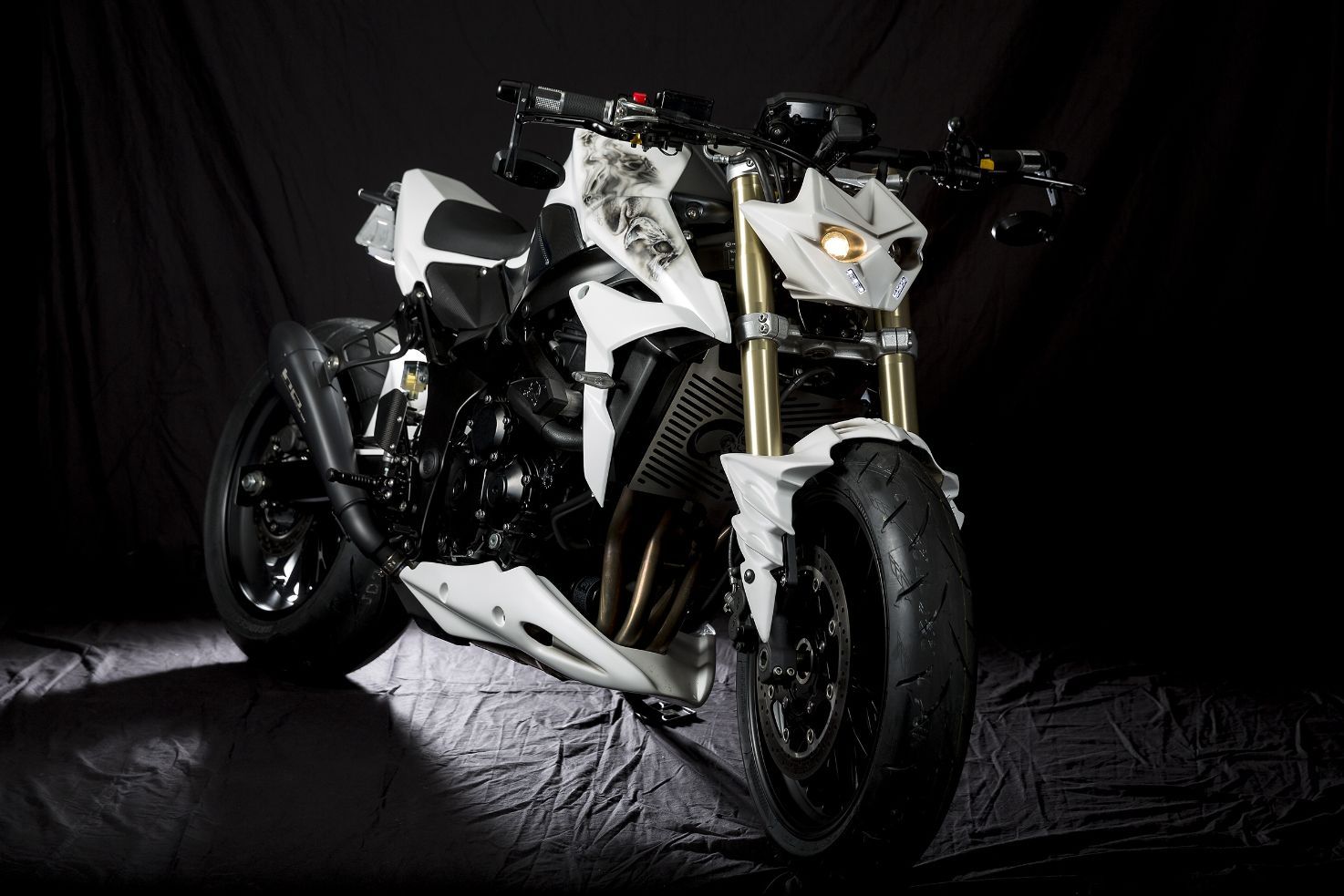 suzuki - Streetfighters Switzerland GmbH - Interlaken