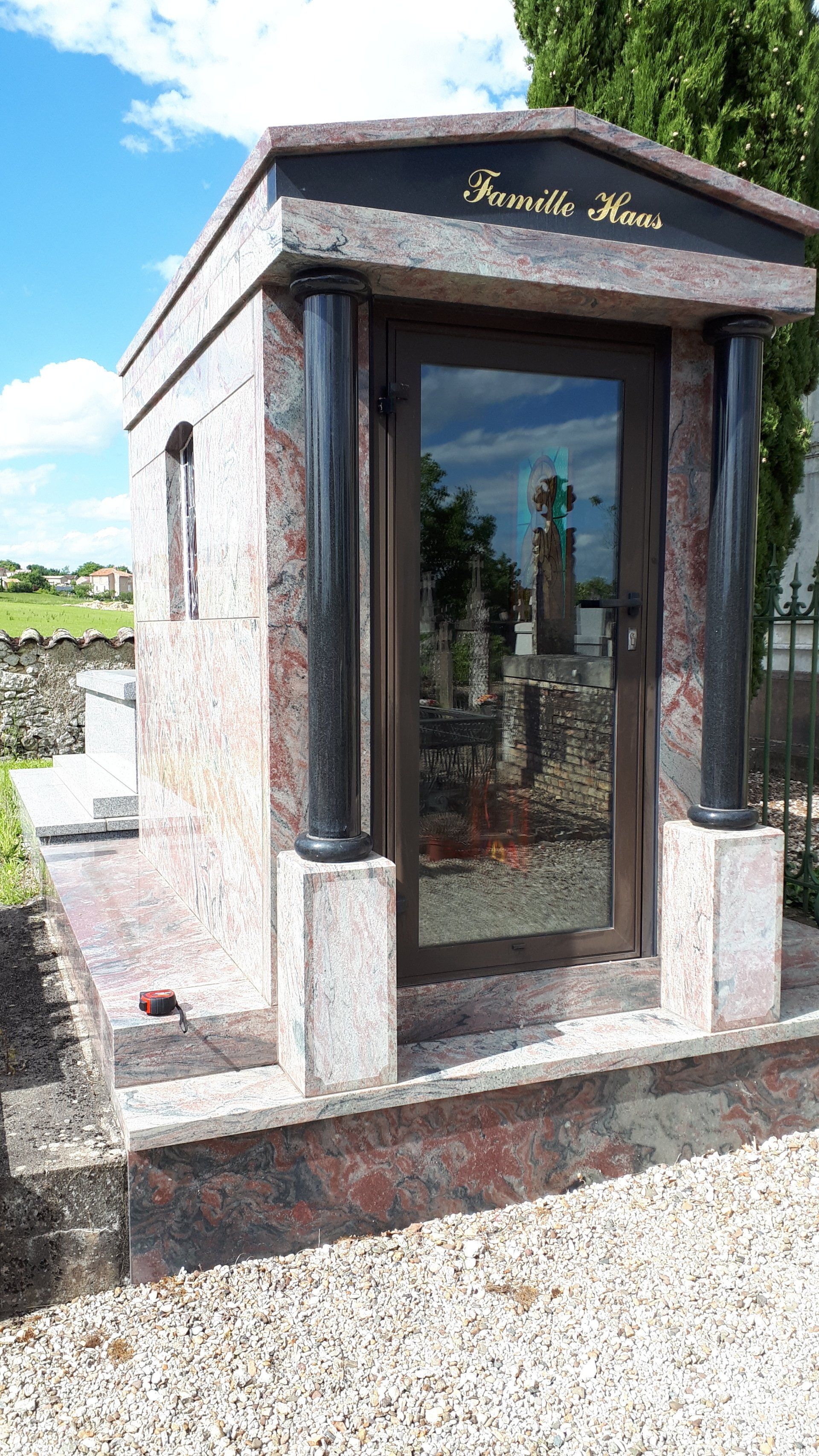 Réalisation de columbarium