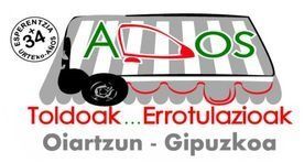 Logotipo de Aaos, empresa de Oiartzun, Gipuzkoa, dedicada a la venta de tiendas de campaña y toldos. Presenta una camioneta estilizada, texto y las palabras 