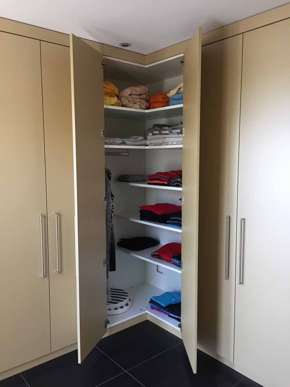 Schrank - KOFIX die möbelschreinerei