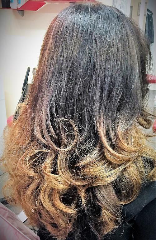 Coiffeur FF & Kosmetik IL - Coiffeursalon und Kosmetiksalon in Fällanden