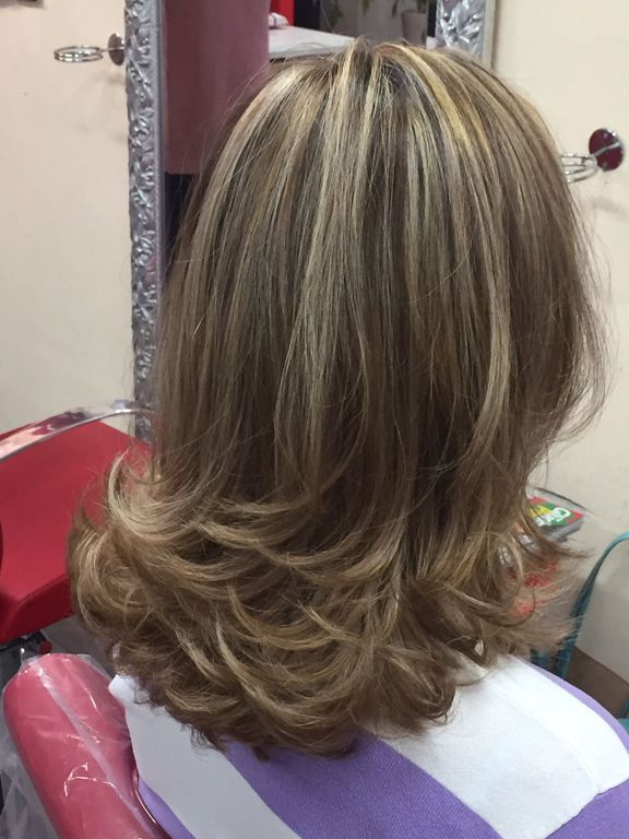 Coiffeur FF & Kosmetik IL - Coiffeursalon und Kosmetiksalon in Fällanden