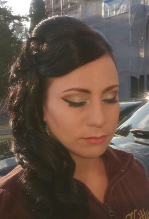 Coiffeur FF & Kosmetik IL - Coiffeursalon und Kosmetiksalon in Fällanden