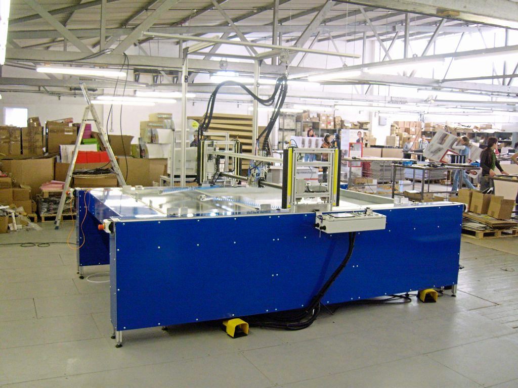 Gluejet Maschine PI seitlich