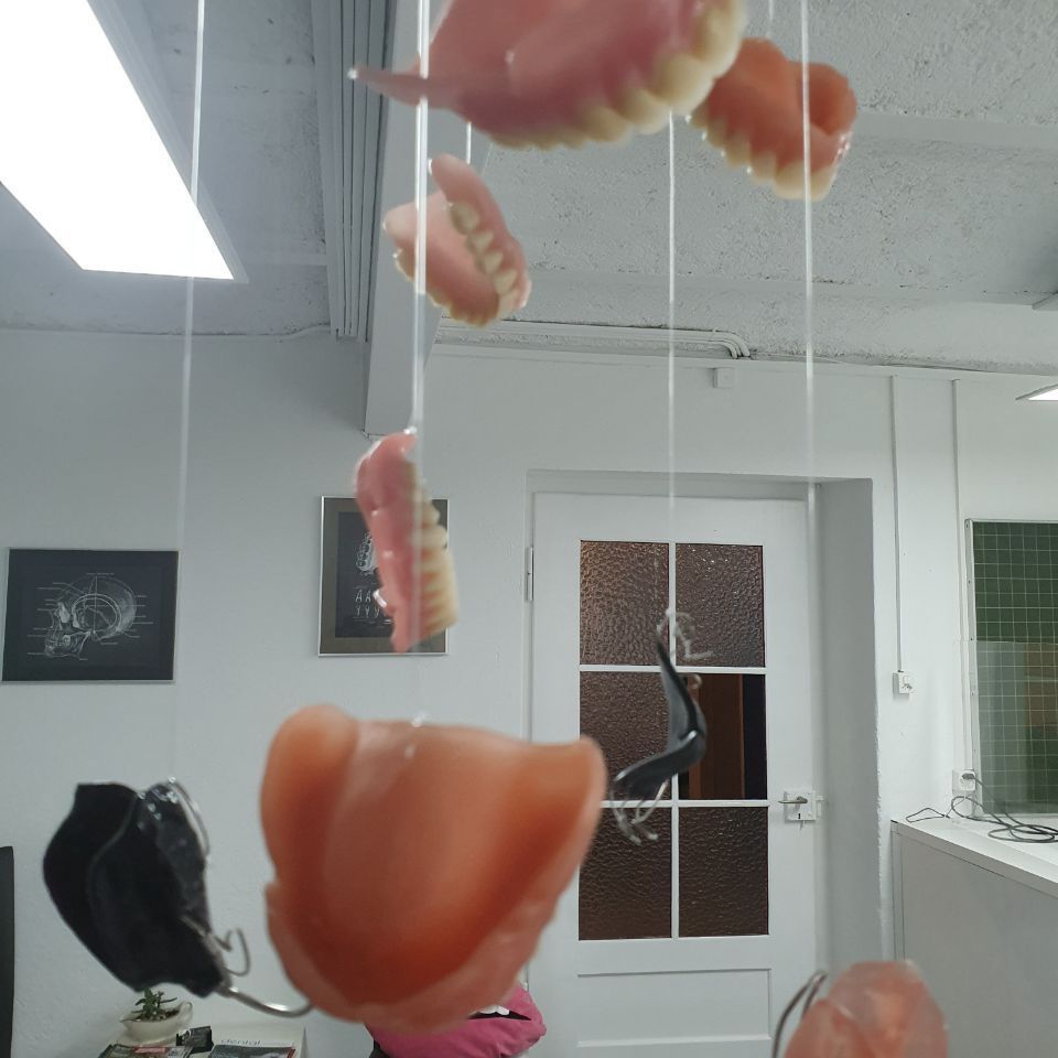 Rezeption von Dental Labor