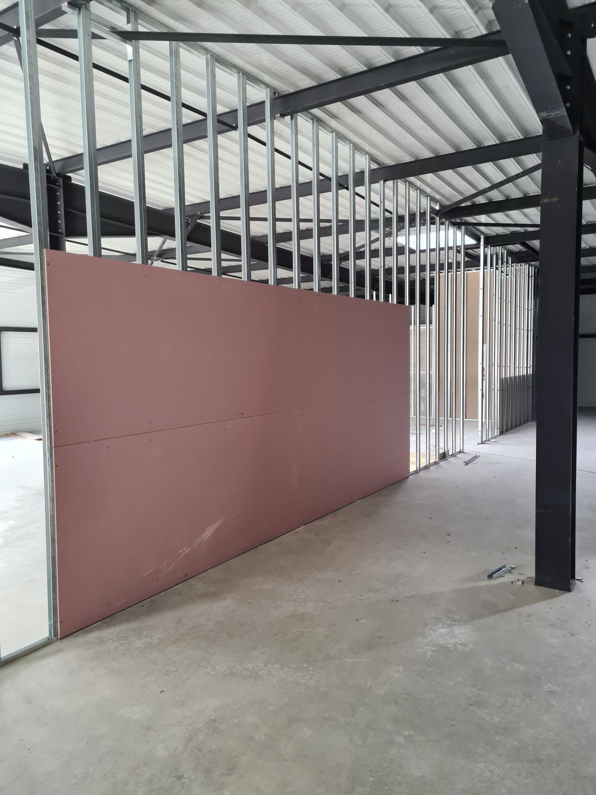 Pose de cloisons isolantes