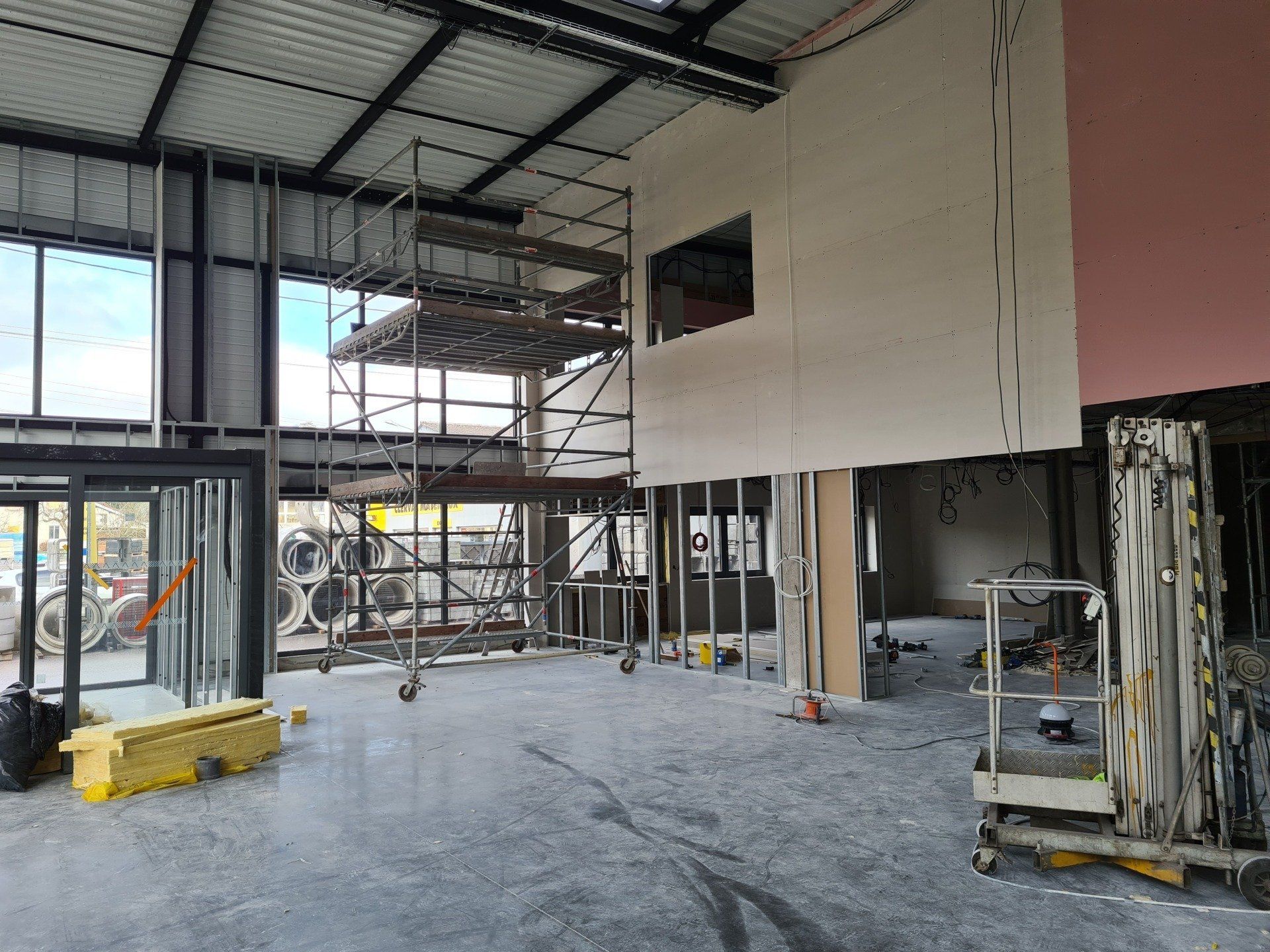 Cloisons bâtiment professionnel