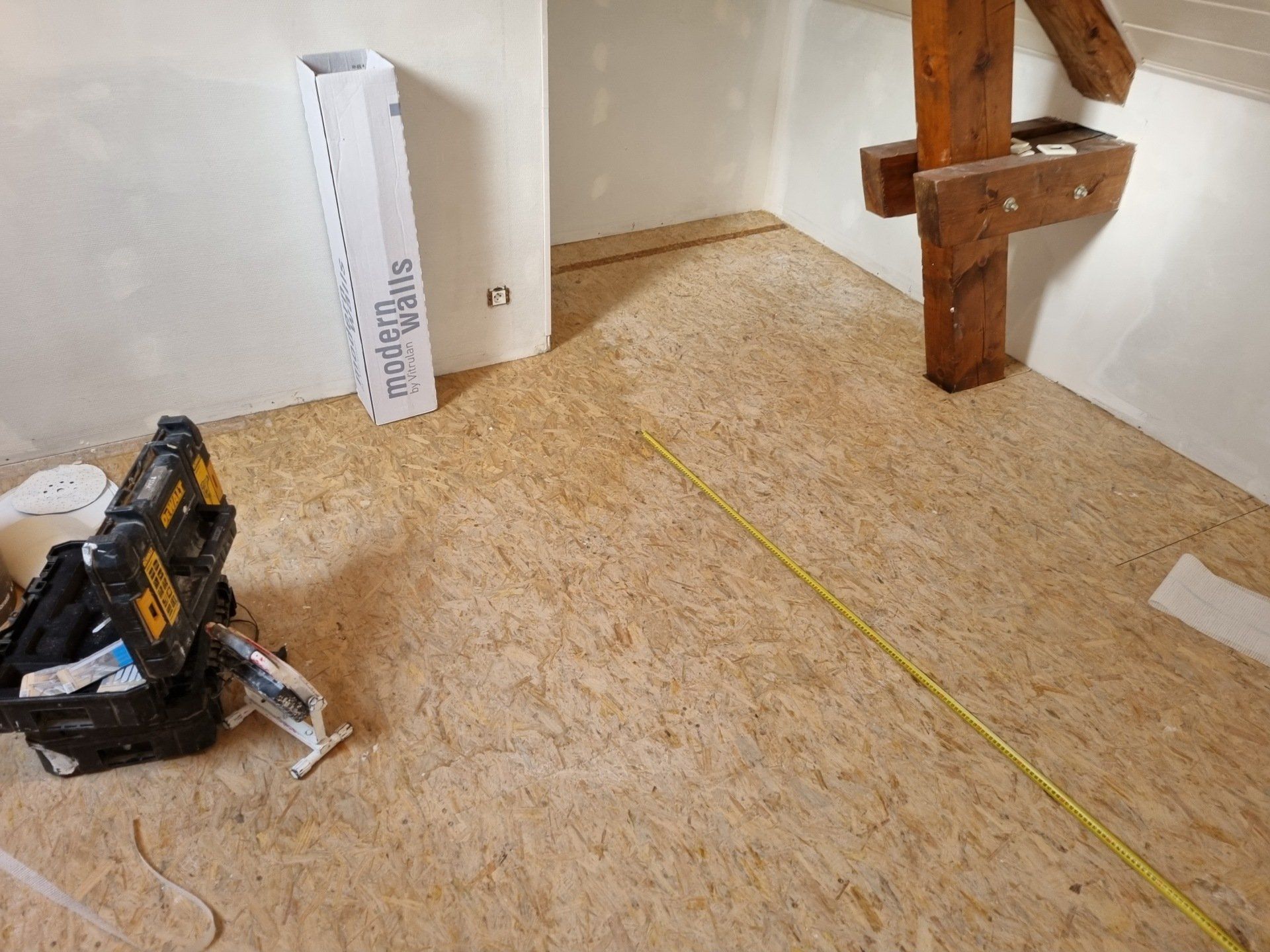 Préparation sol de parquet