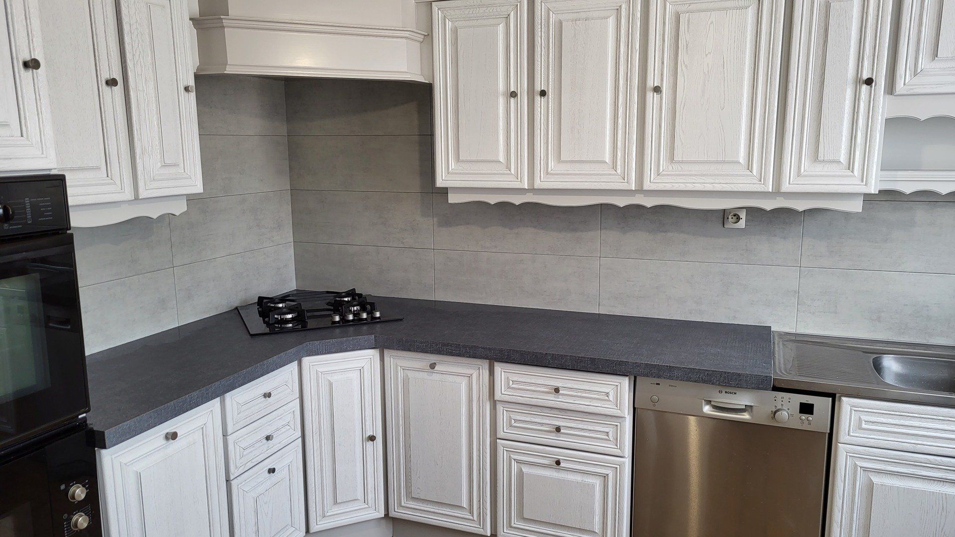 Cuisine crédence carreaux blancs