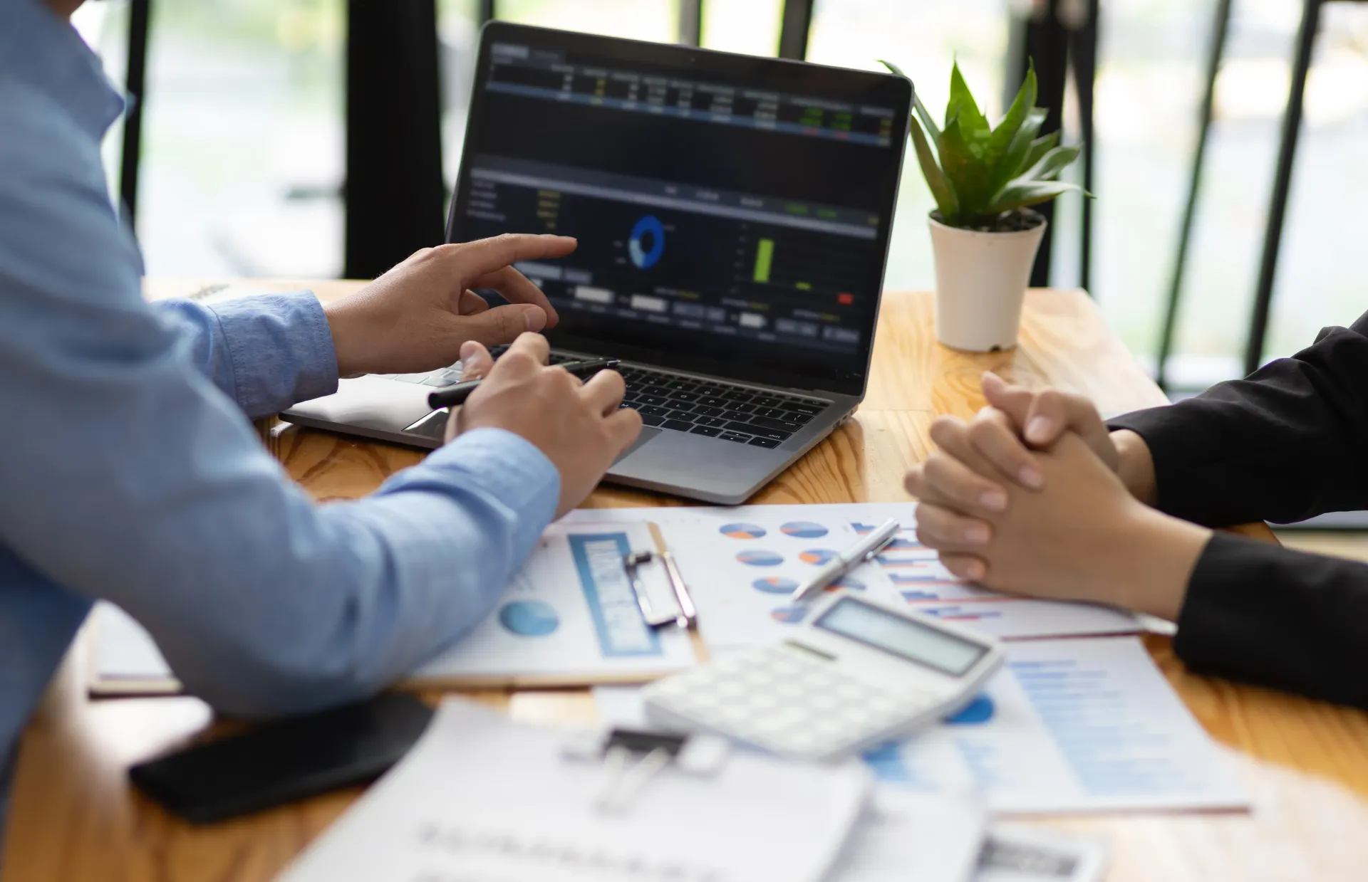 prestaciones, pensiones y ayudas en Sabadell