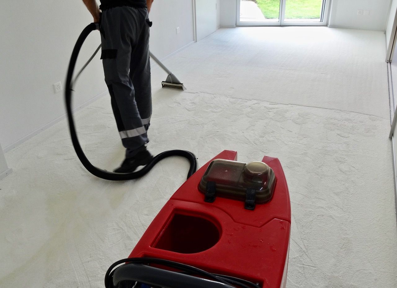 Bodenreinigung 2 - Boder & Co. Maler- und Reinigungsinstitut Gonzen