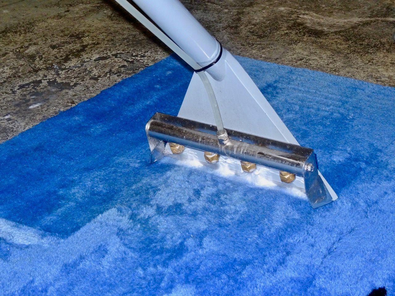 Bodenreinigung 4 - Boder & Co. Maler- und Reinigungsinstitut Gonzen