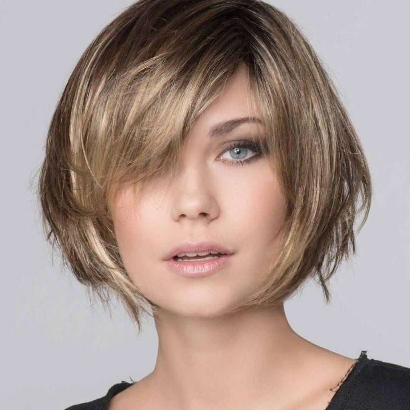Perruque de cheveux, coupe moderne