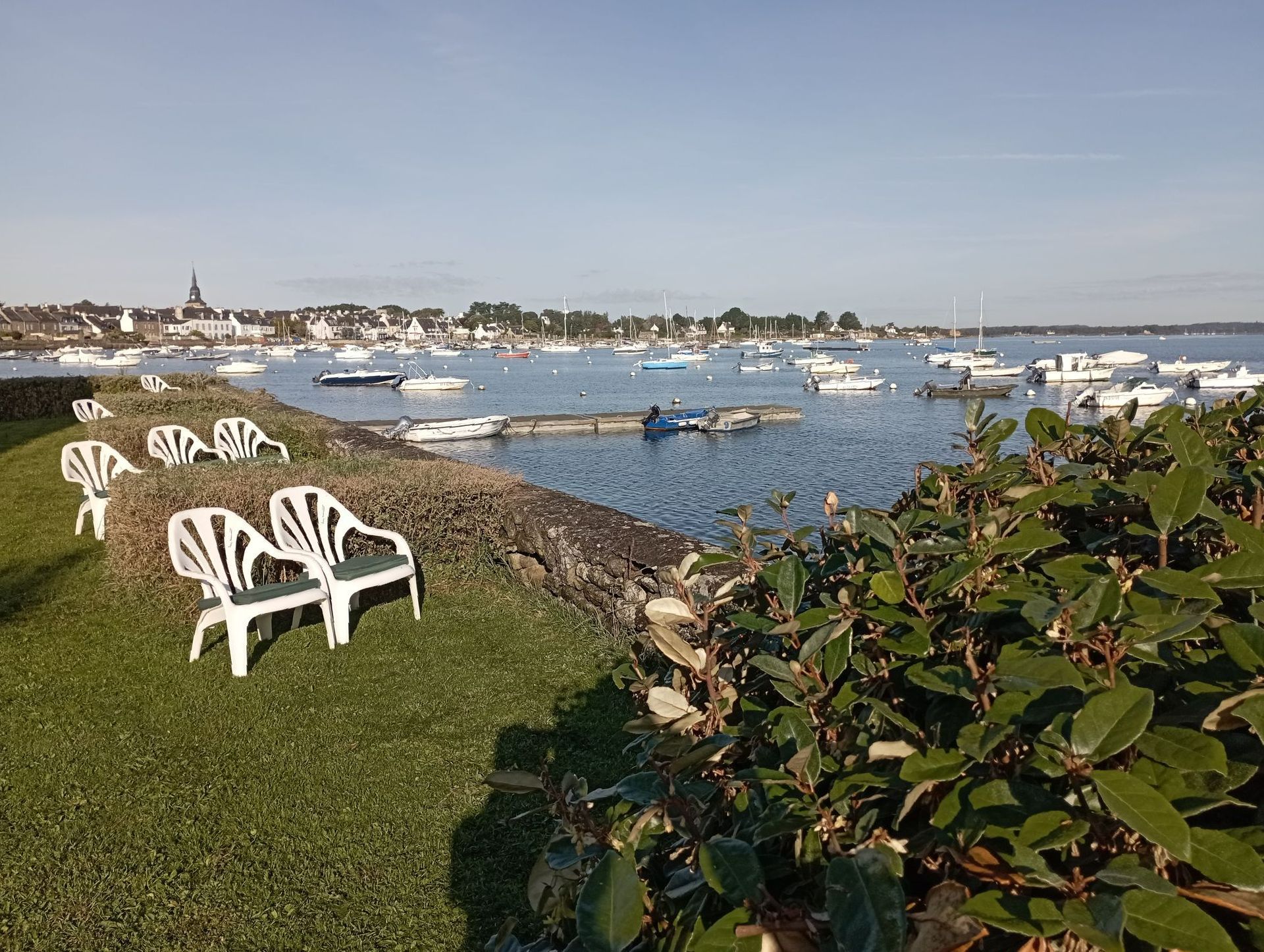 Jardin avec vue sur la mer