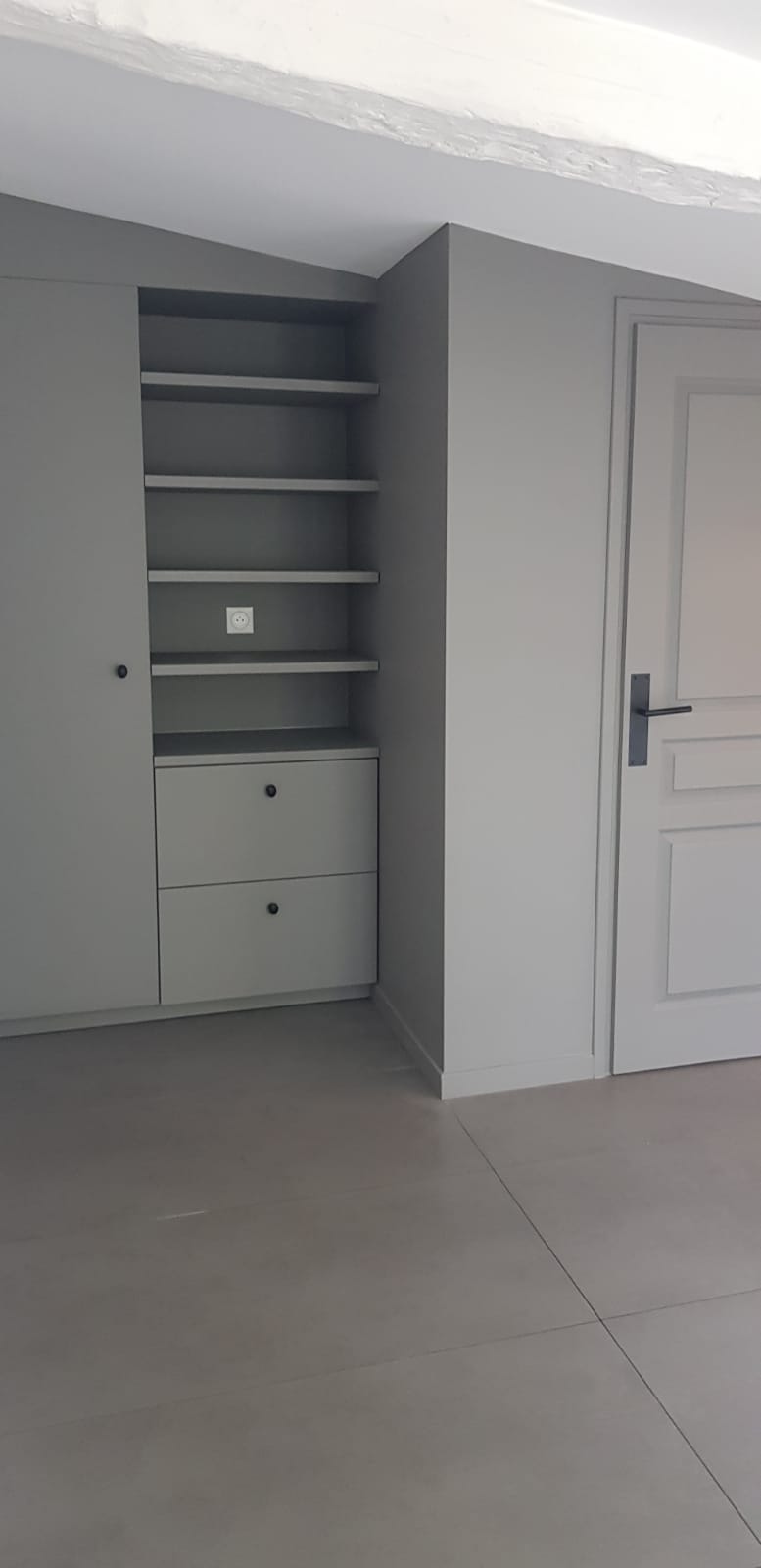Travaux Parquet Bens Déco Chantier ?   #Travaux #Rénovation #Transformation #Générale #Appartement #Antibes #Séjour #Salon #Cuisine #Salledebain #Chambres #Carrelage #Sol #Mur #Fauxplafond #Électricité #Luminaires #Plomberie #Création #Inspiration #Homestager #Interiordesign #Décoration #Conception #Coordination #Design #pure #white #light #FrenchRiviera #Cotedazur #BensDéco #Alpesmaritimes
Entreprise Bens Déco, Rénovation Générale
Maisons & Appartements & Commerces Antibes, Alpes Maritimes.