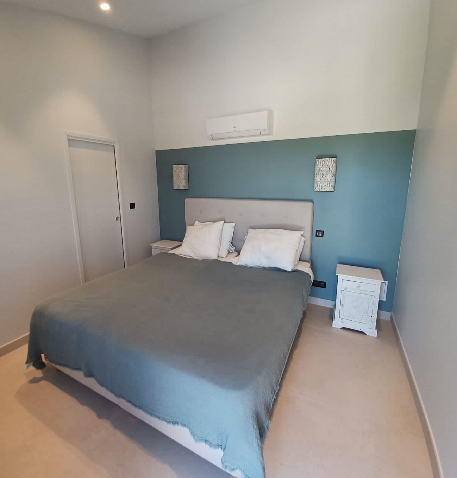 Chambre Rénovation
parquet Travaux Rénovation Appartement Maison Antibes Juan les Pins Parquet Isolation Porte Fenêtre Verrière Bens Déco
Chantier ?   #Travaux #Rénovation #Transformation #Générale #Appartement #Antibes #Séjour #Salon #Cuisine #Salledebain #Chambres #Carrelage #Sol #Mur #Fauxplafond #Électricité #Luminaires #Plomberie #Création #Inspiration #Homestager #Interiordesign #Décoration #Conception #Coordination #Design #pure #white #light #FrenchRiviera #Cotedazur #BensDéco #Alpesmaritimes
Entreprise Bens Déco, Rénovation Générale
Maisons & Appartements & Commerces Antibes, Alpes Maritimes.