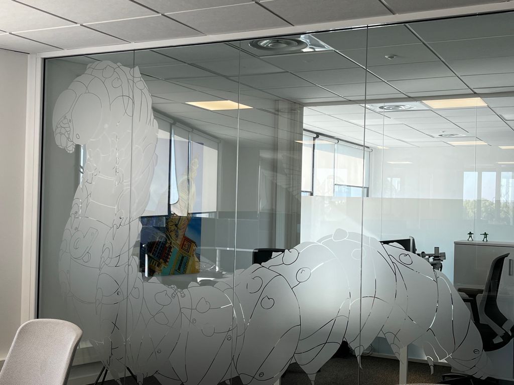 décoration de bureau adhésif sur paroi vitrée