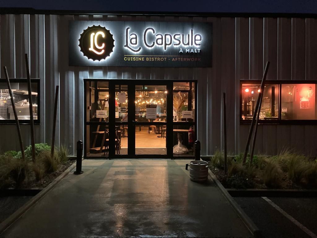 Enseigne La Capsule