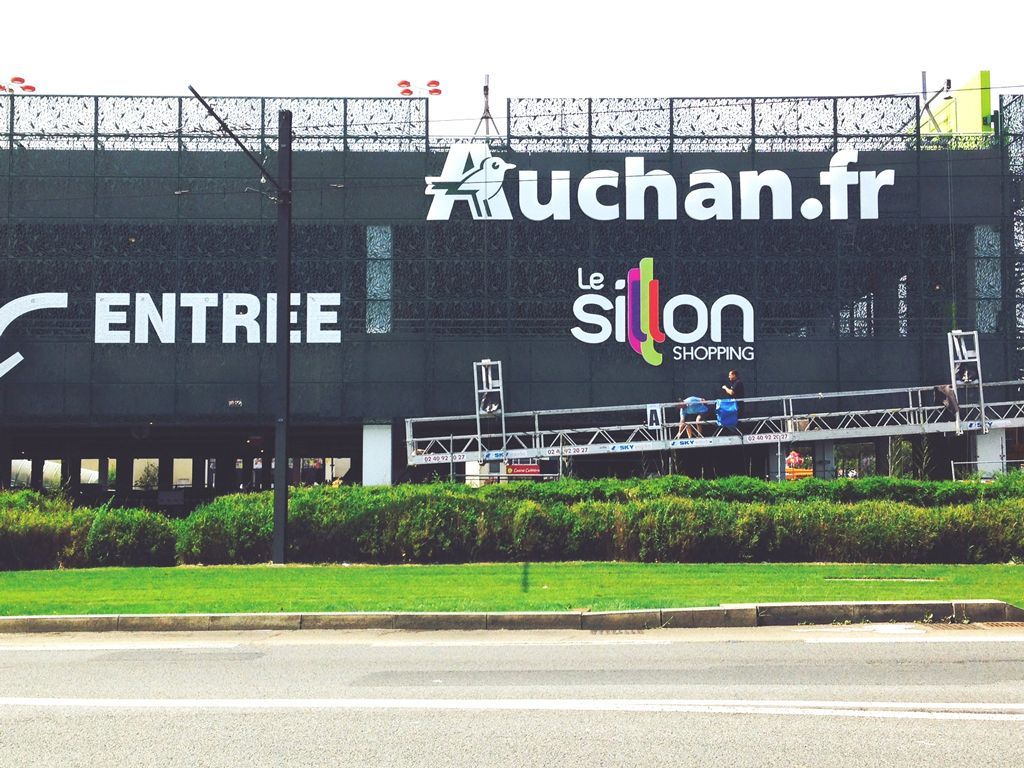 Enseigne Auchan