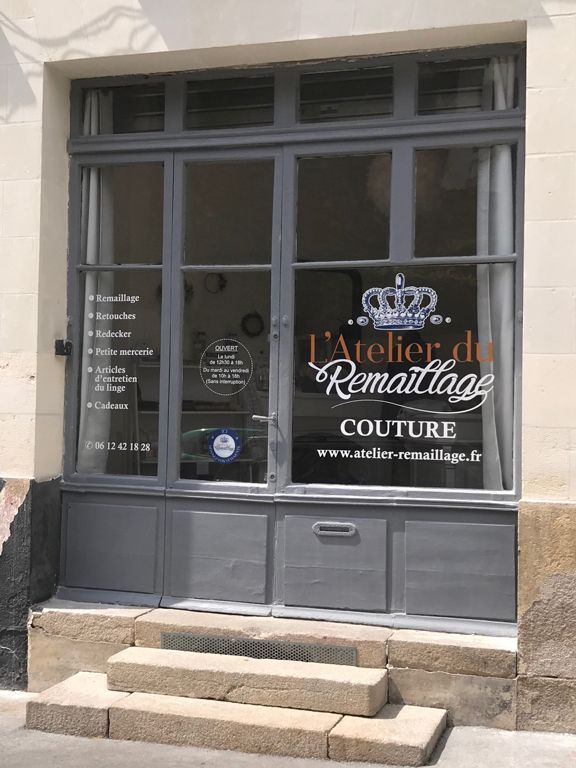 Décoration de vitrine L'atelier du remaillage