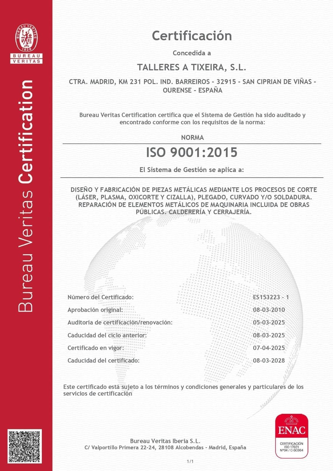 Un certificado rojo y blanco sobre fondo blanco.