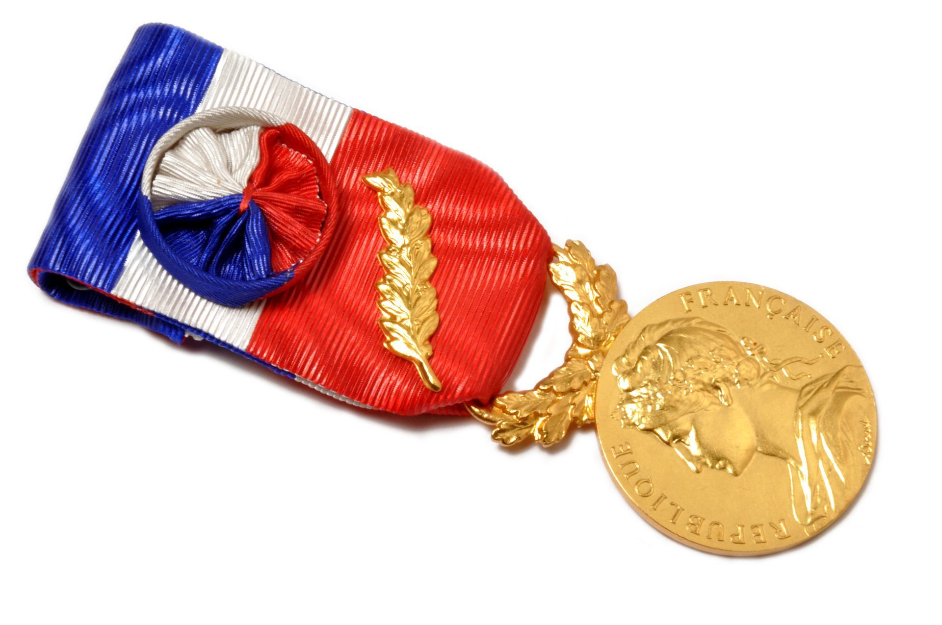 Médaille du travail avec ruban bleu blanc rouge