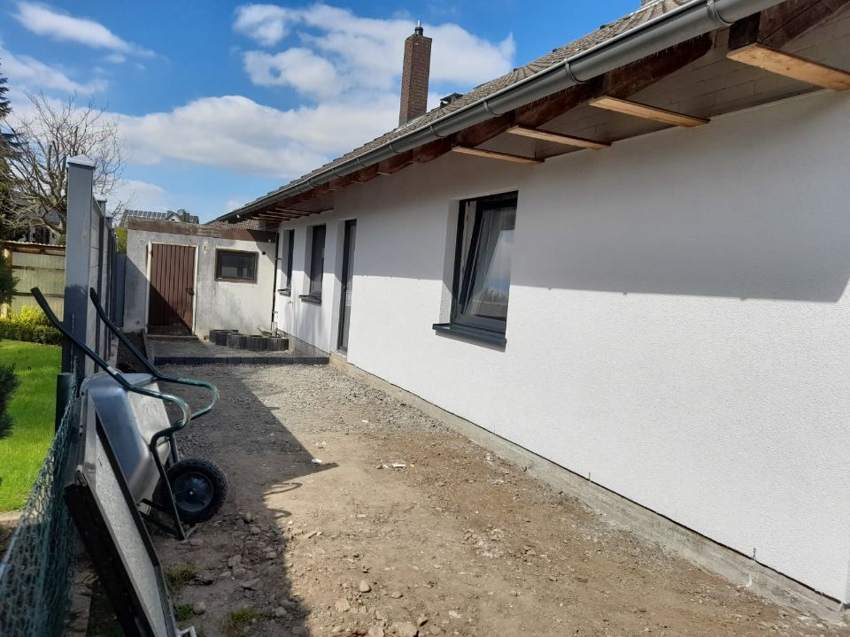 Außenverputzung Einfamilienhaus